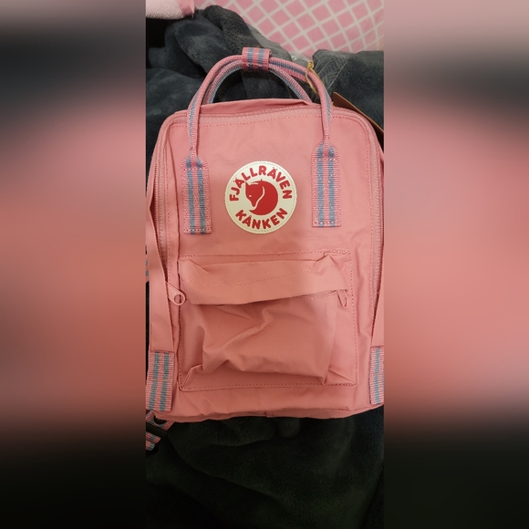 fjallraven kanken mini backpack in peach Discover the perfect blend of style Fjallraven Kanken Mini Backpack Peach